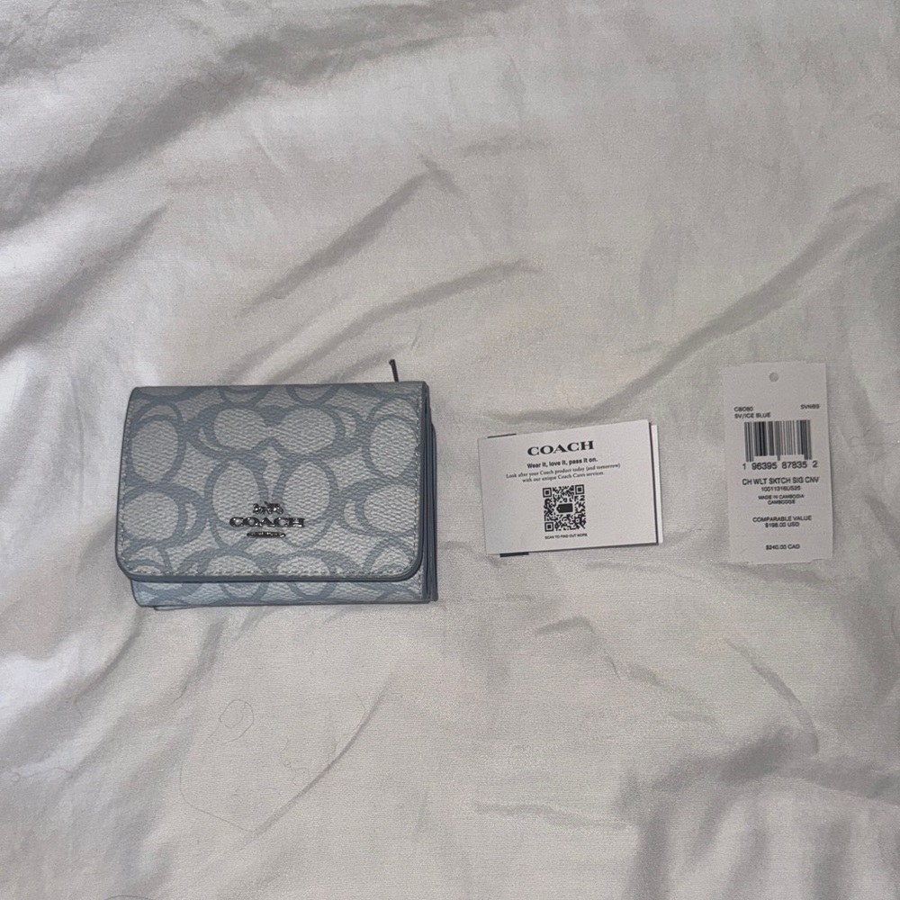 Coach Light Blue Signature Trifold Card Wallet